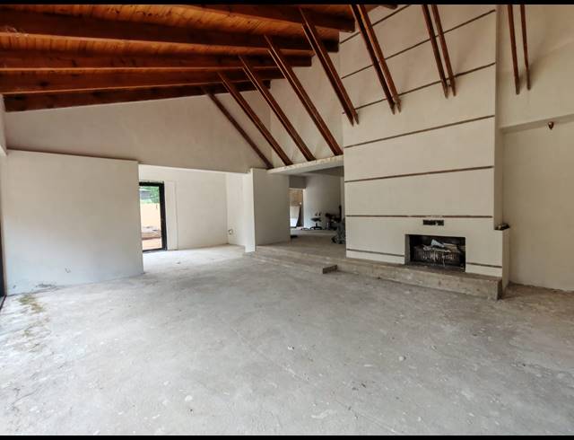 4 BEDROOM HOUSE FOR SALE IN THREE RIVERS PROPER